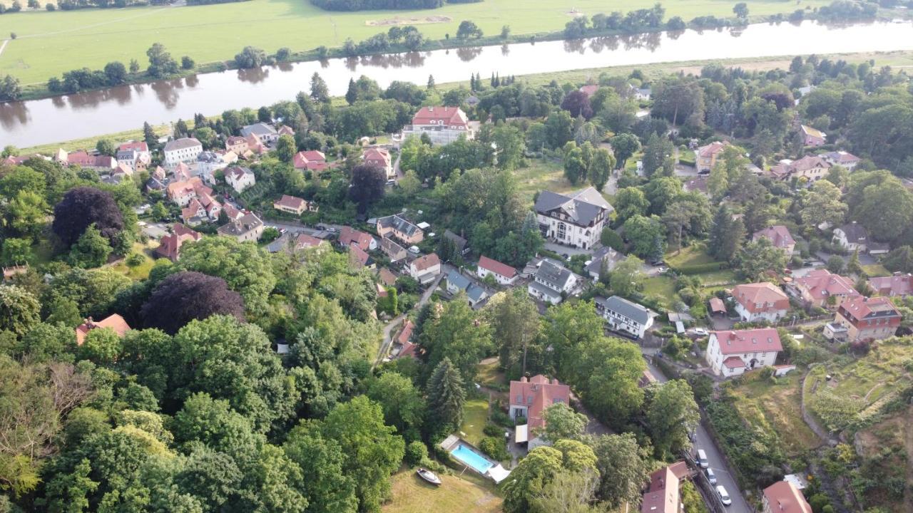 Villa Im Park Wachwitzgrund Dresde Exterior foto
